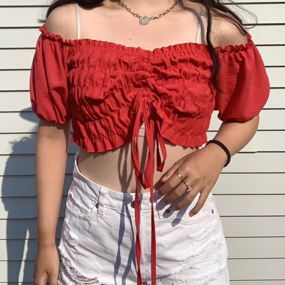 Red Cinched Off the Shoulder Blouse Crop Top - Picture 3 of 5